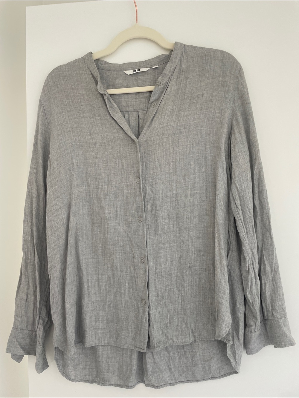 Uniqlo Light Gray Button-Down Linen-Blend Women's Shirt